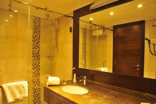 Lancaster Raouche Hotel image 13